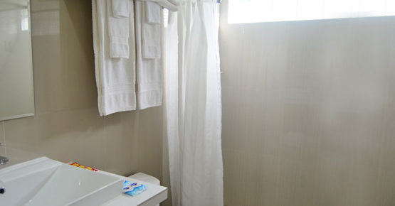 Private Bathroom with Hot & Cold - oslob hotels