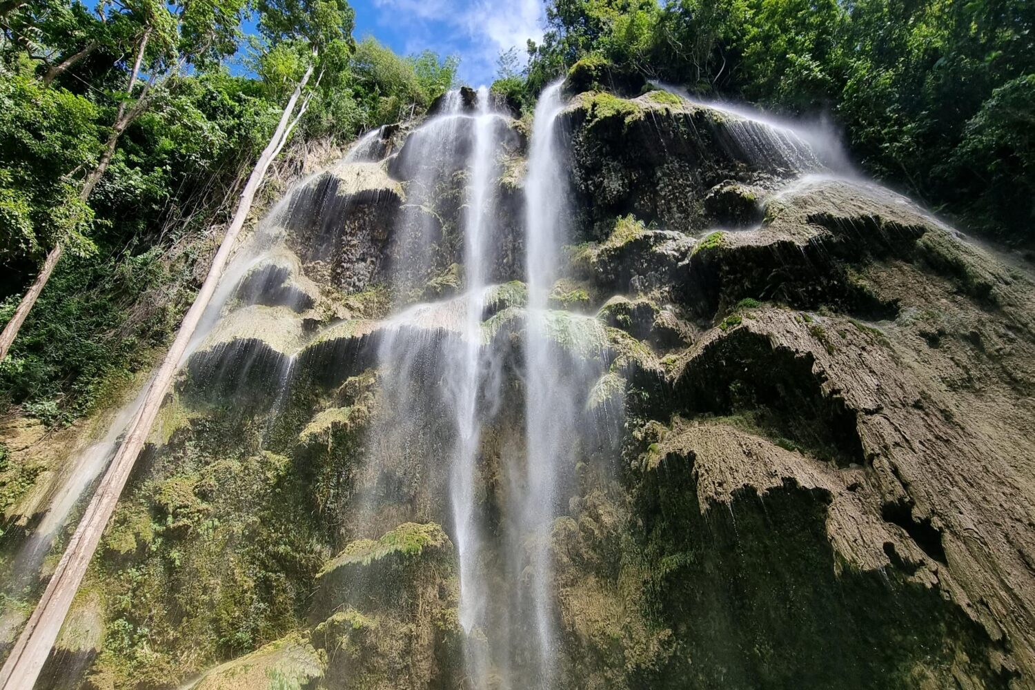 Tumalog Falls Description Photo